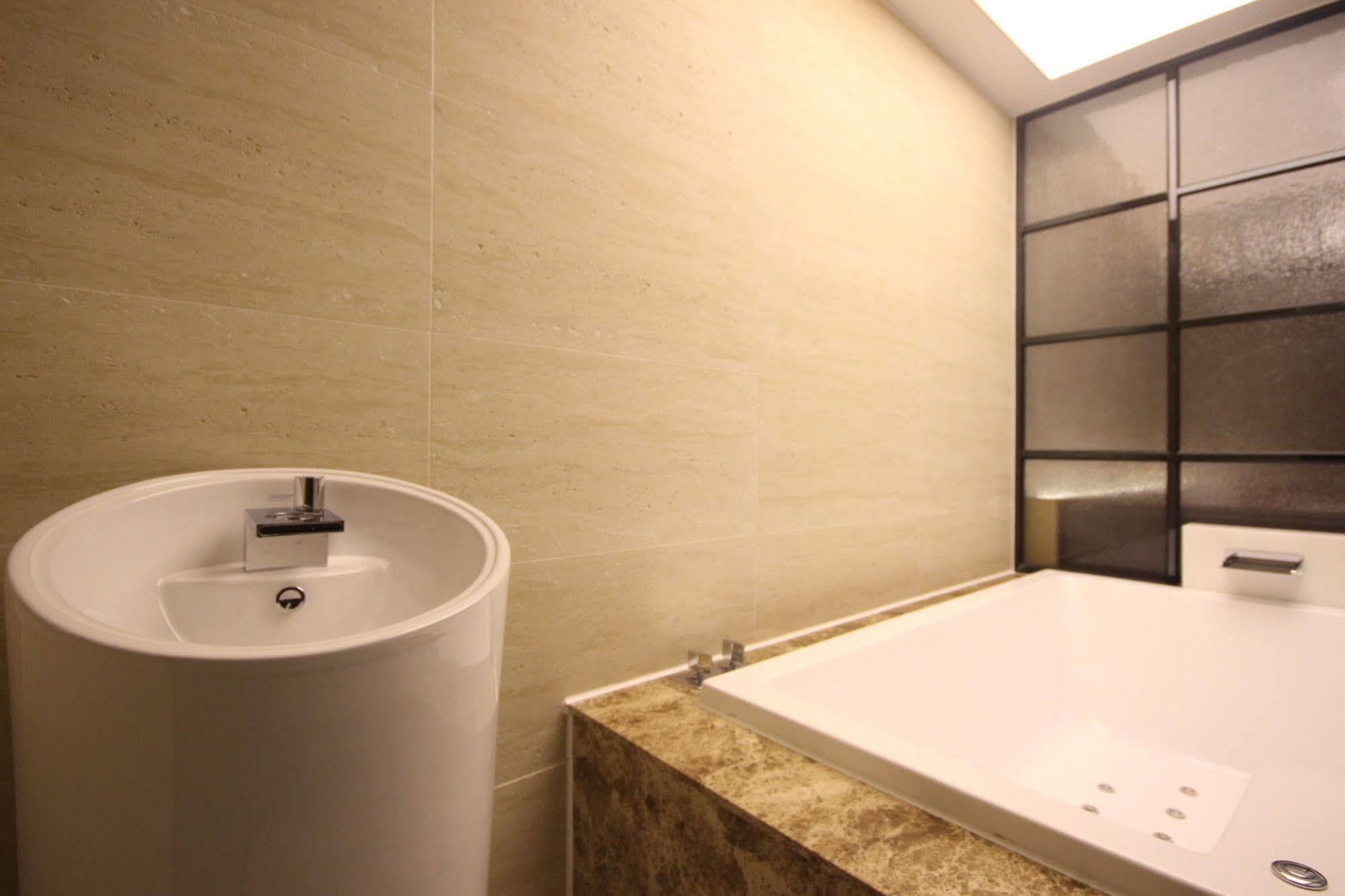 The Club Hotel Seomyeon Busan Esterno foto